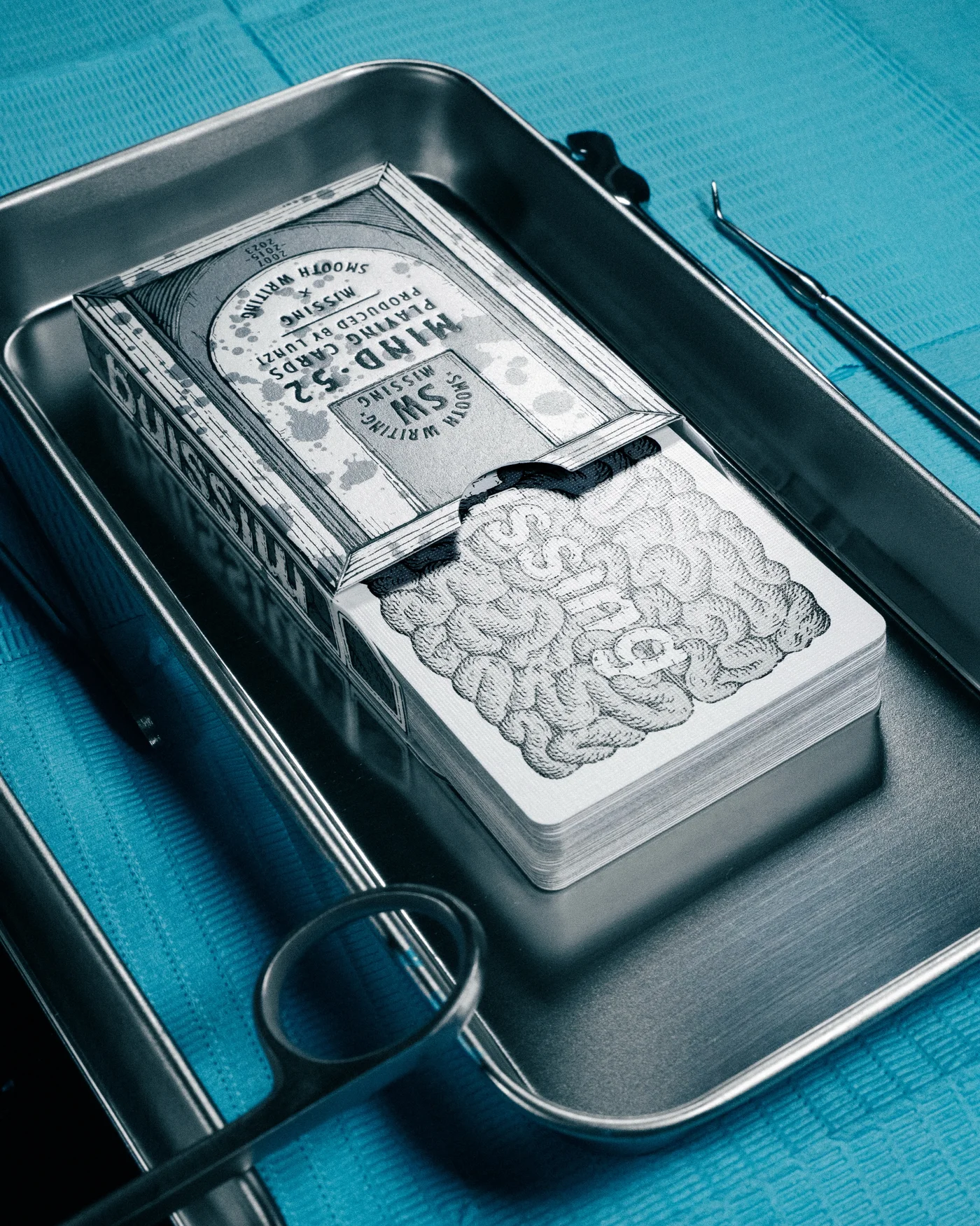 MIND 52 PLAYING CARDS · MIND 52 PLAYING CARDS · 牌盒