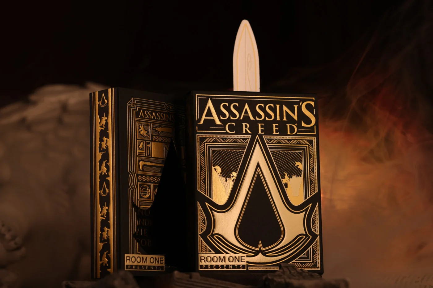Assassin's Creed Legacy Ver. II Playing Cards - Onyx Hidden Blade Edition · Assassin's Creed Legacy Ver. II Playing Cards - Onyx Hidden Blade Edition · 01