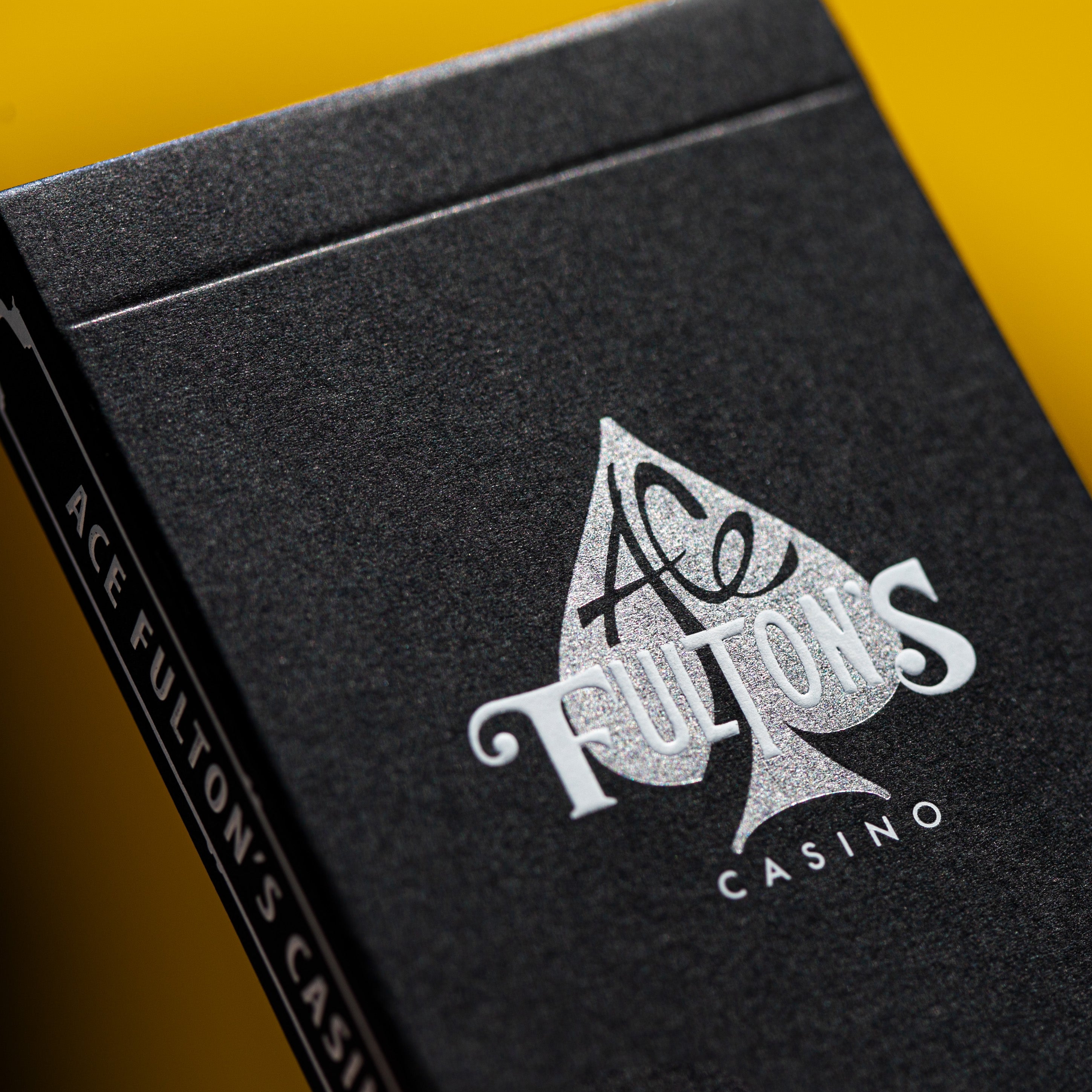 10 Years of Ace Fulton's Playing Cards · Vintage Black (Ivory Finish) / Standard Edition · 10 Years of Ace Fulton's Playing Cards · Vintage Black (Ivory Finish) / Standard Edition · 官方图片