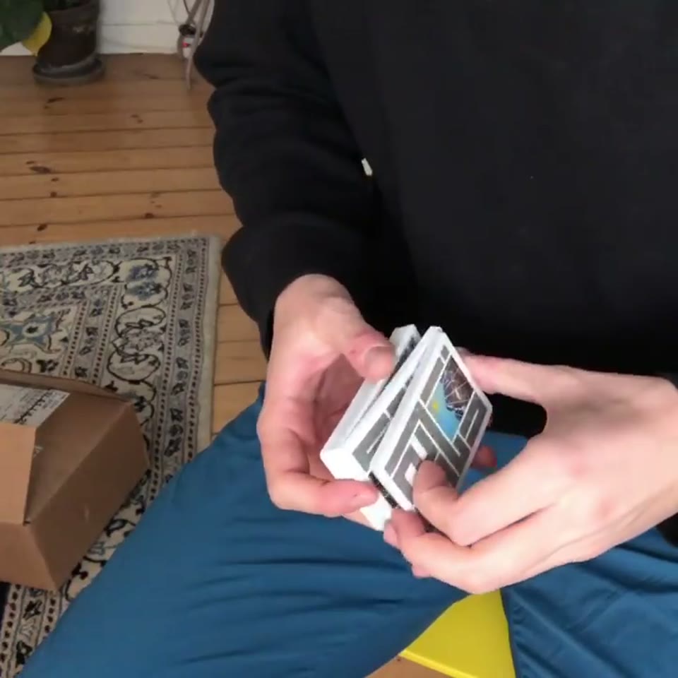 pullover · 视频画面