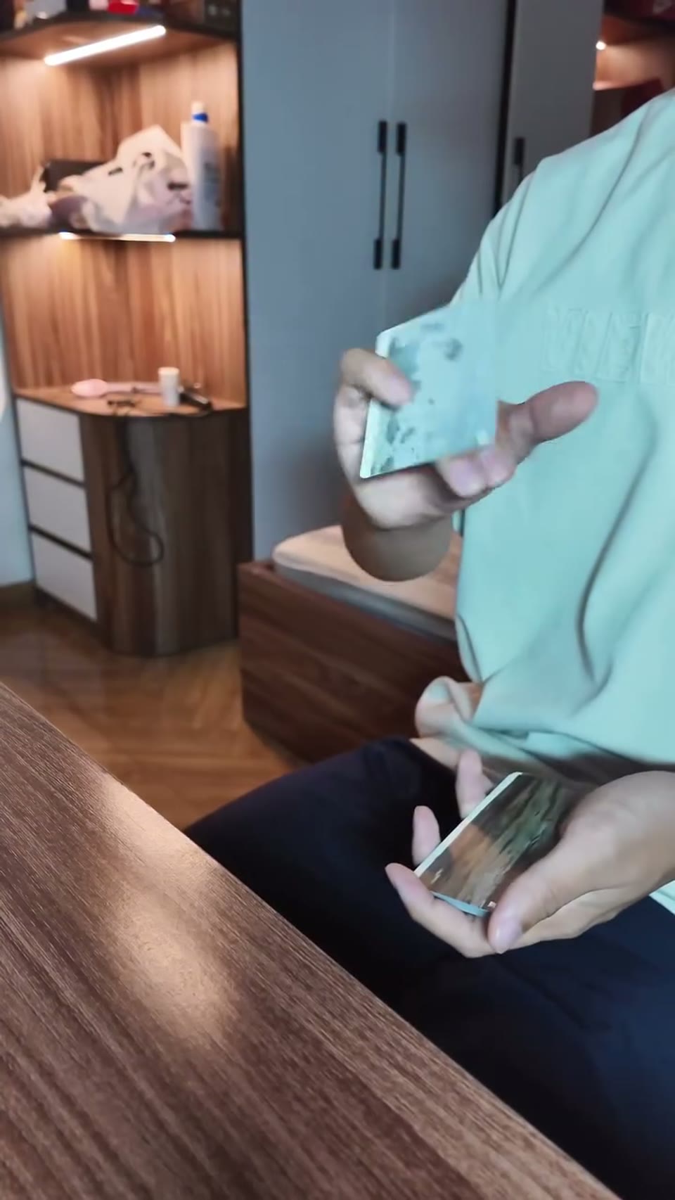 Bullet catch · 视频画面