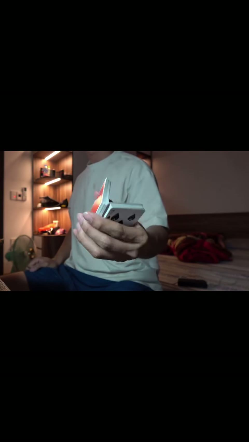 #cardistry · 视频画面