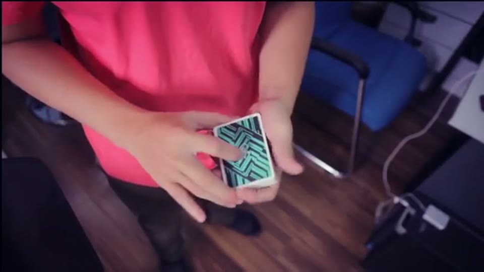 Panduyra #cardistry #dicardistry #bétcardistalive @nguyen.hoang.duy · 视频画面