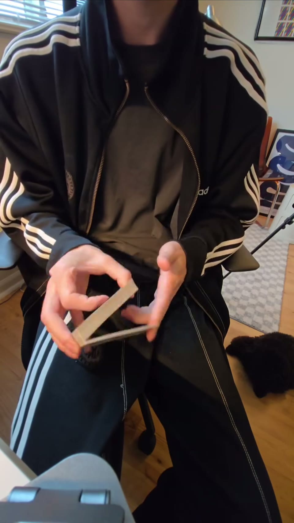 A 5 packet cut #cardistry · 视频画面