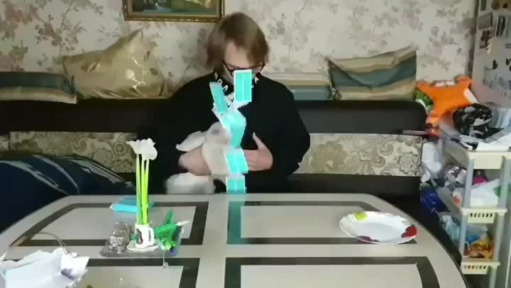 水霉方丹小片 · 视频画面