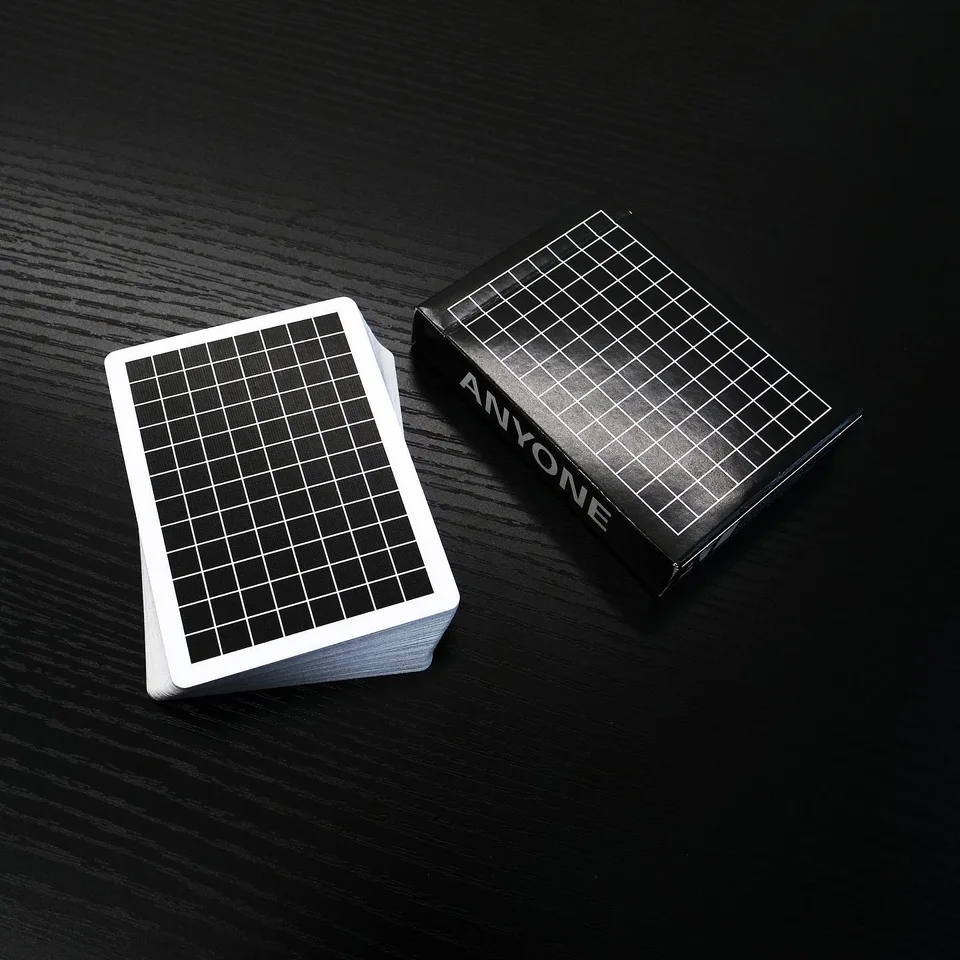 Midnight Checkerboard · 纸牌图片
