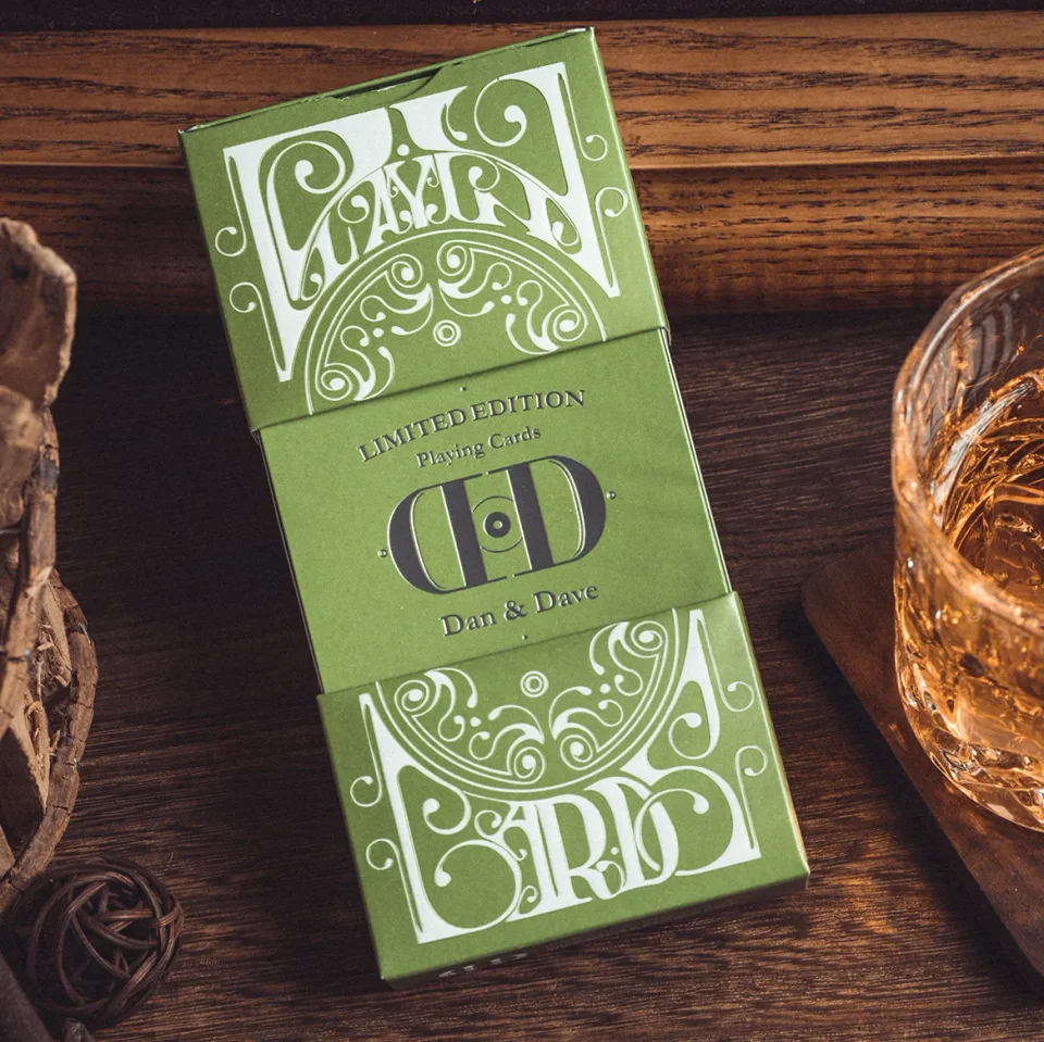 Smoke & Mirrors v8, Green Edition · 纸牌图片