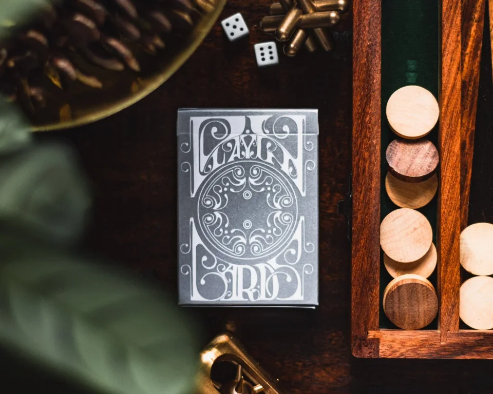 Smoke & Mirrors v8, Silver Edition · Smoke & Mirrors v8, Silver Edition · 03