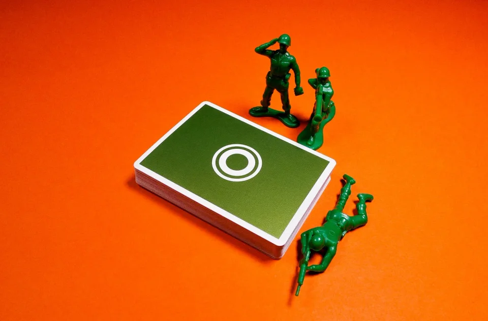Guerrilla Echo Playing Cards · 纸牌图片