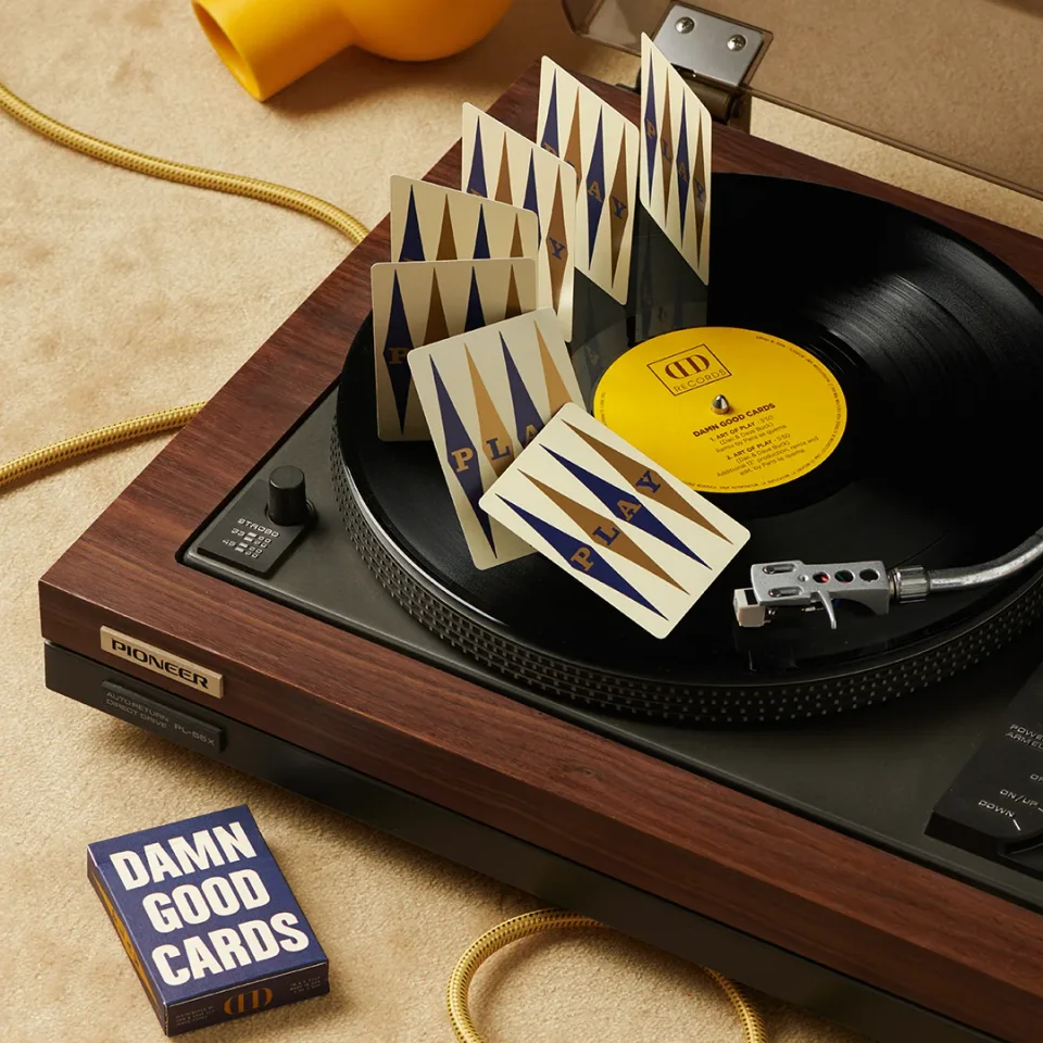Damn Good Cards, No. 7 · 纸牌图片