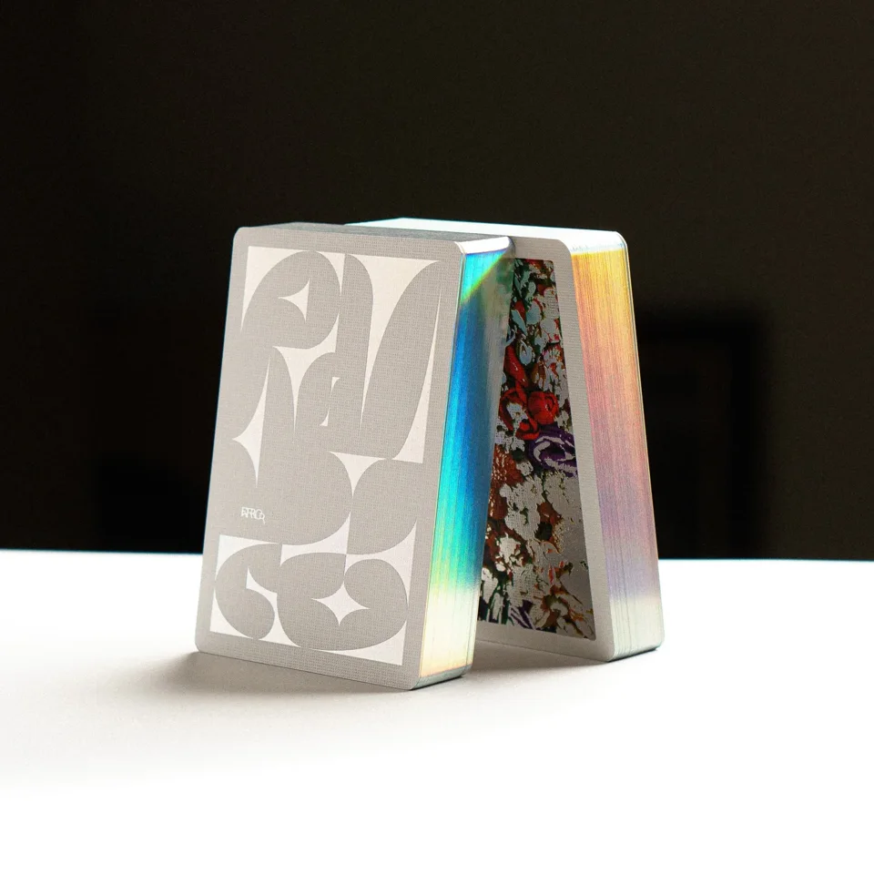 Holo Gilded Sepal Umbra · 纸牌图片