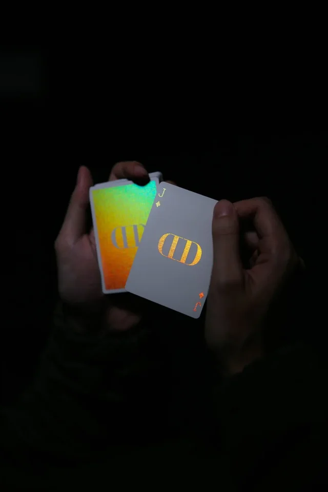 Echo x Smoke & Mirrors · 白色牌盒版 · Echo x Smoke & Mirrors · 白色牌盒版 · 02
