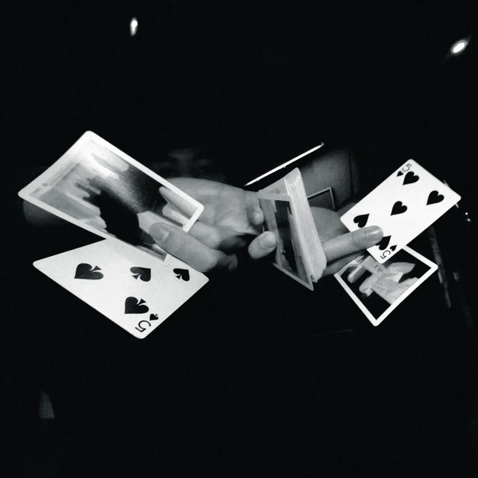 INFRARED PLAYING CARDS - CHICAGO · INFRARED PLAYING CARDS - CHICAGO · 02