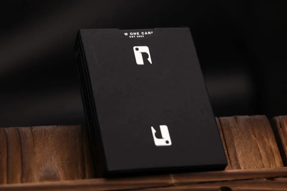 Roots Playing Cards - Teak Edition · Roots Playing Cards - Teak Edition · 02