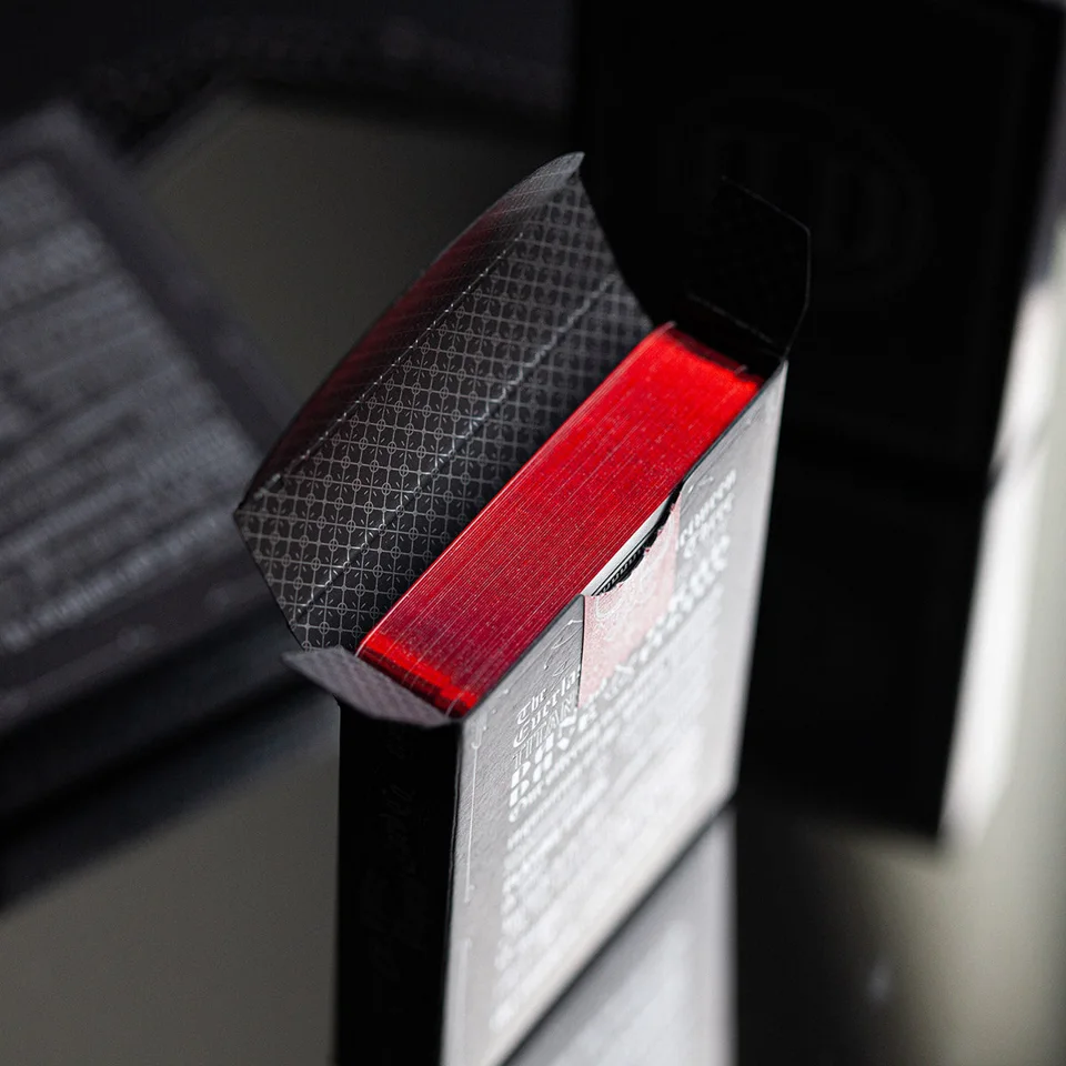 Smoke & Mirrors Anniversary Edition: Gilded · Mirrors (Black Deck) / Red · 纸牌图片