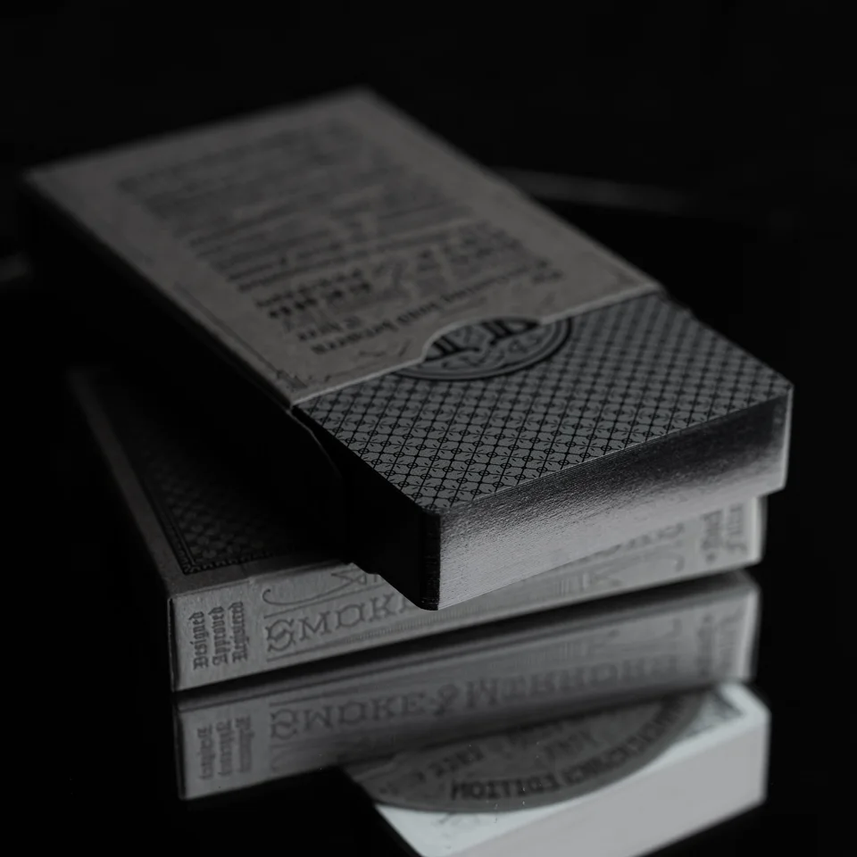 Smoke & Mirrors Anniversary Edition: Carbon · Gilded Edition · 纸牌图片