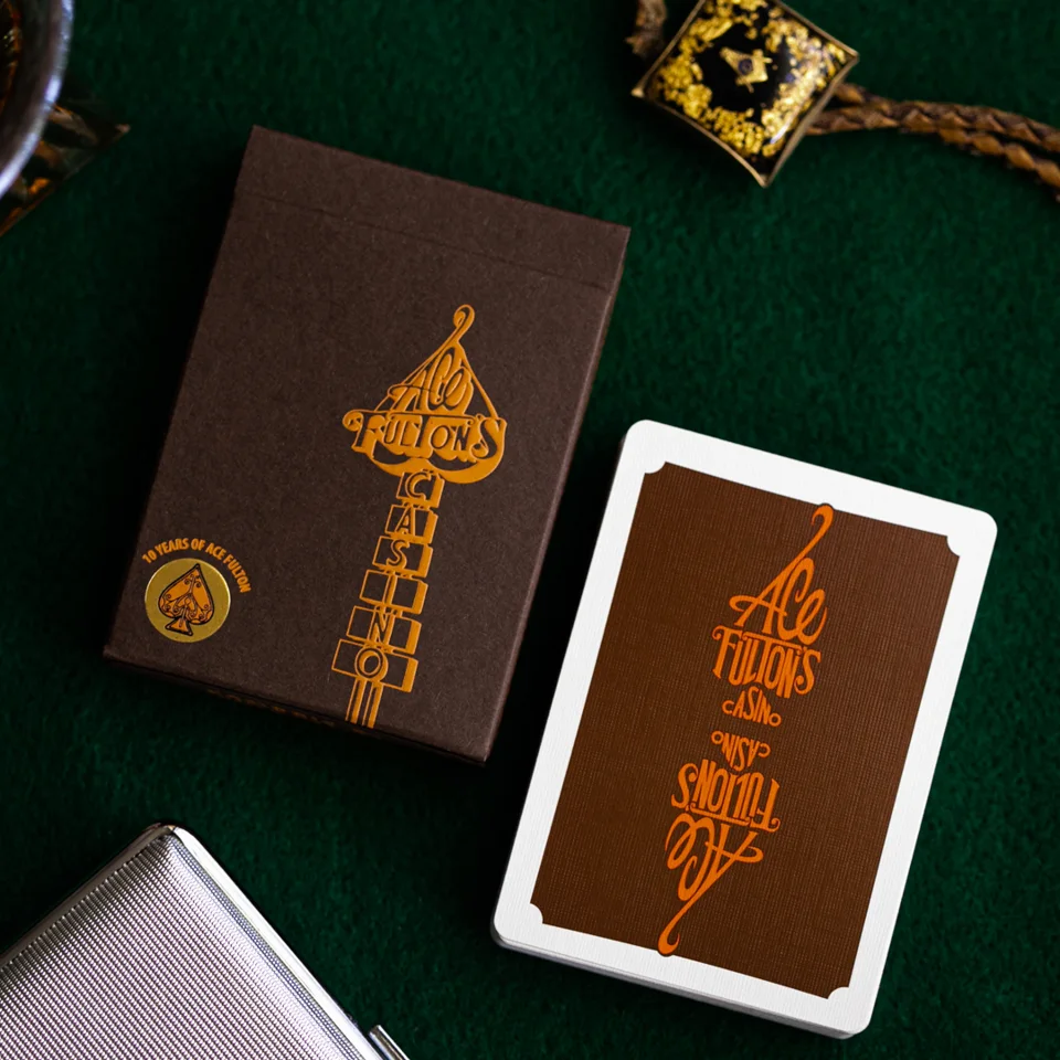 10 Years of Ace Fulton's Playing Cards · Brown (Cambric Finish) / Standard Edition · 纸牌图片