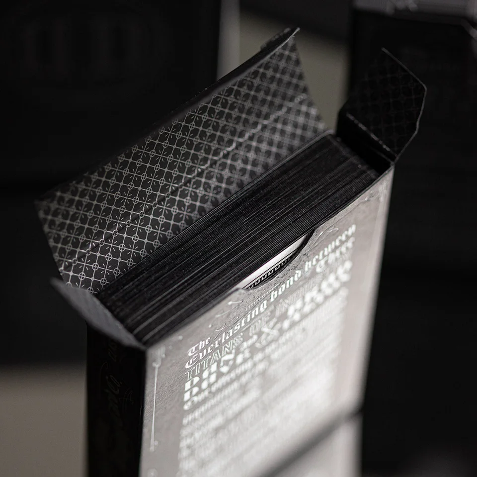 Smoke & Mirrors Anniversary Edition: Gilded · Mirrors (Black Deck) / Black · 纸牌图片