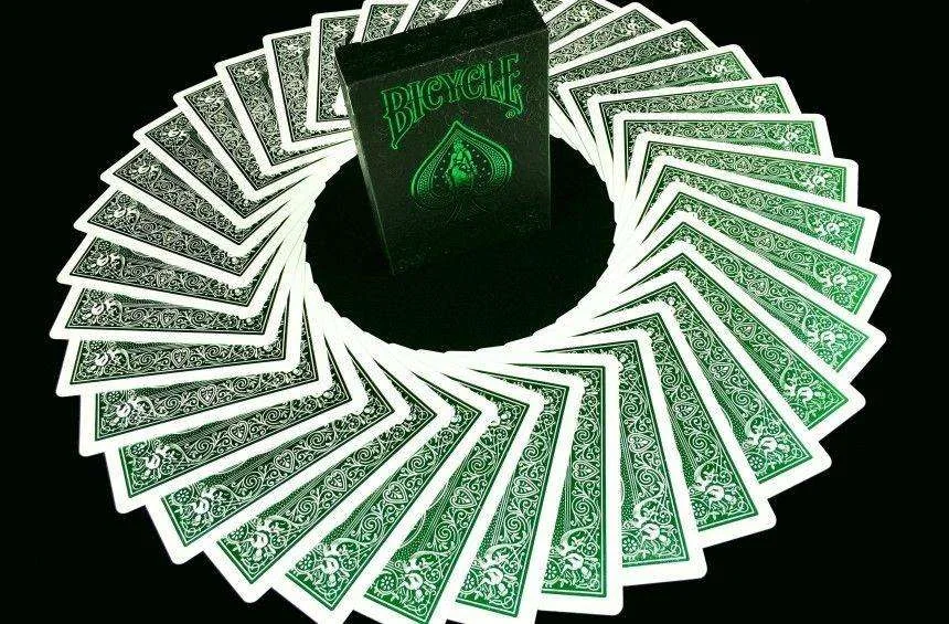 Foil Back · Emerald (white border) · Foil Back · Emerald (white border) · 零售商来源图片