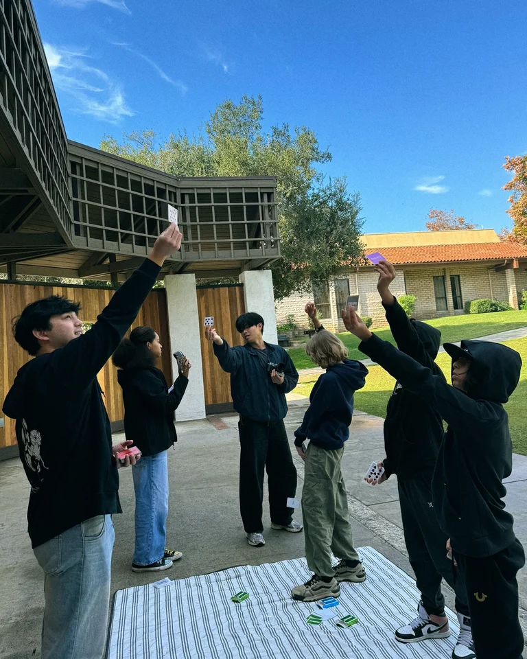 Honored to partner with Take Care Club in Los Angeles on a beginner cardistry workshop. Folks came t · 原帖图片