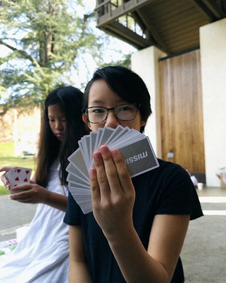 Honored to partner with Take Care Club in Los Angeles on a beginner cardistry workshop. Folks came t · 原帖图片