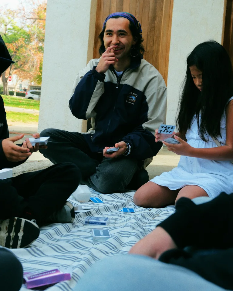 Honored to partner with Take Care Club in Los Angeles on a beginner cardistry workshop. Folks came t · 原帖图片