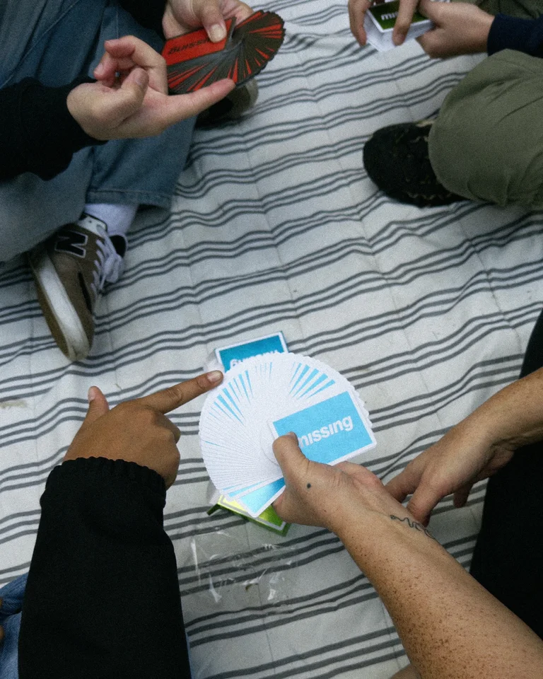 Honored to partner with Take Care Club in Los Angeles on a beginner cardistry workshop. Folks came t · 原帖图片